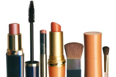 化妝品OEM產(chǎn)品定位的意義及其與橡塑制品的關(guān)聯(lián)